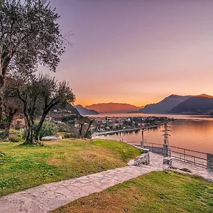 Hébergement de vacances Casa Angela, Dervio